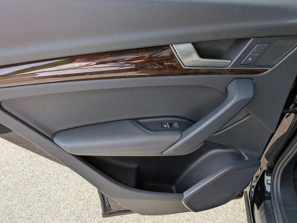 Used 2019 Black Audi 2.0T Premium Plus image 29