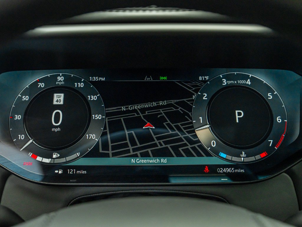 Used 2024 Black Land Rover Dynamic SE image 30