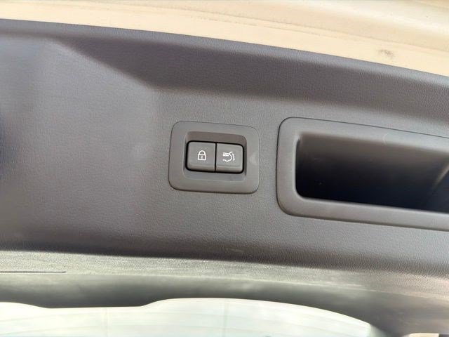 Used 2025 Rhodium White Premium Mazda Premium Plus Package image 18