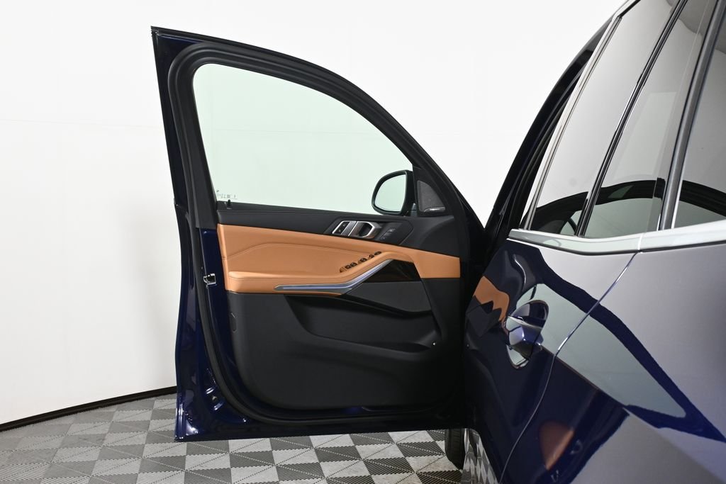 Used 2026 Blue BMW xDrive50e image 28