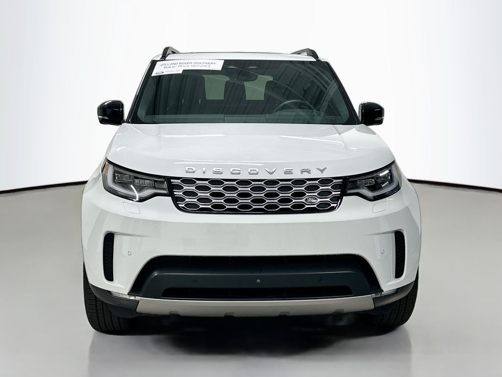Used 2025 White Land Rover S image 6