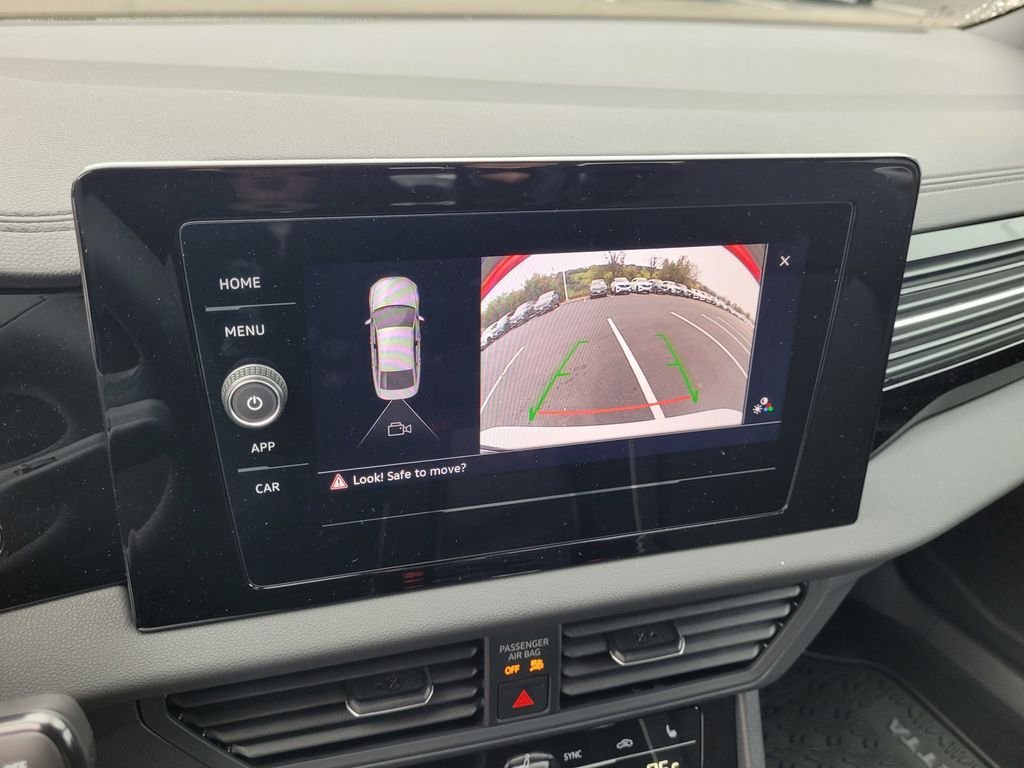 New 2026 White Volkswagen 1.5T Sport image 17