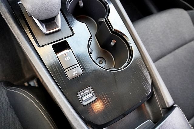 Used 2024 Silver Nissan SV image 31