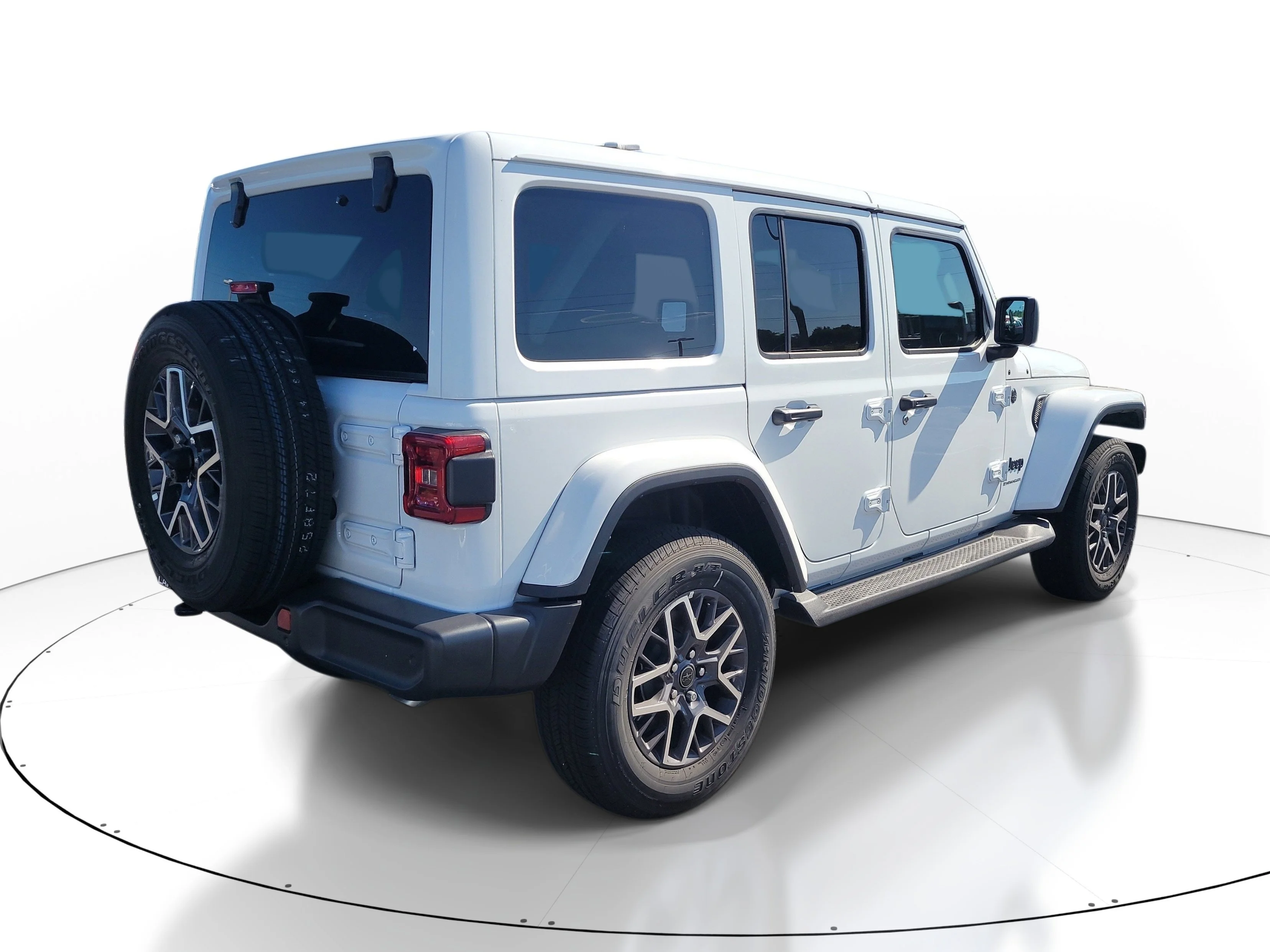 New 2026 Bright White Clearcoat Jeep Sahara image 6