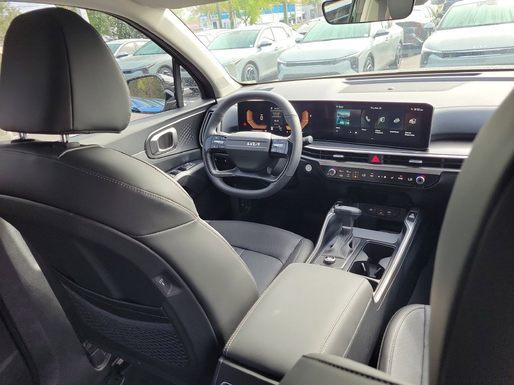New 2026 Ebony Black Kia S image 13