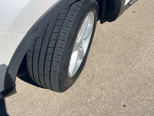 Used 2018 White Ford XLT image 14