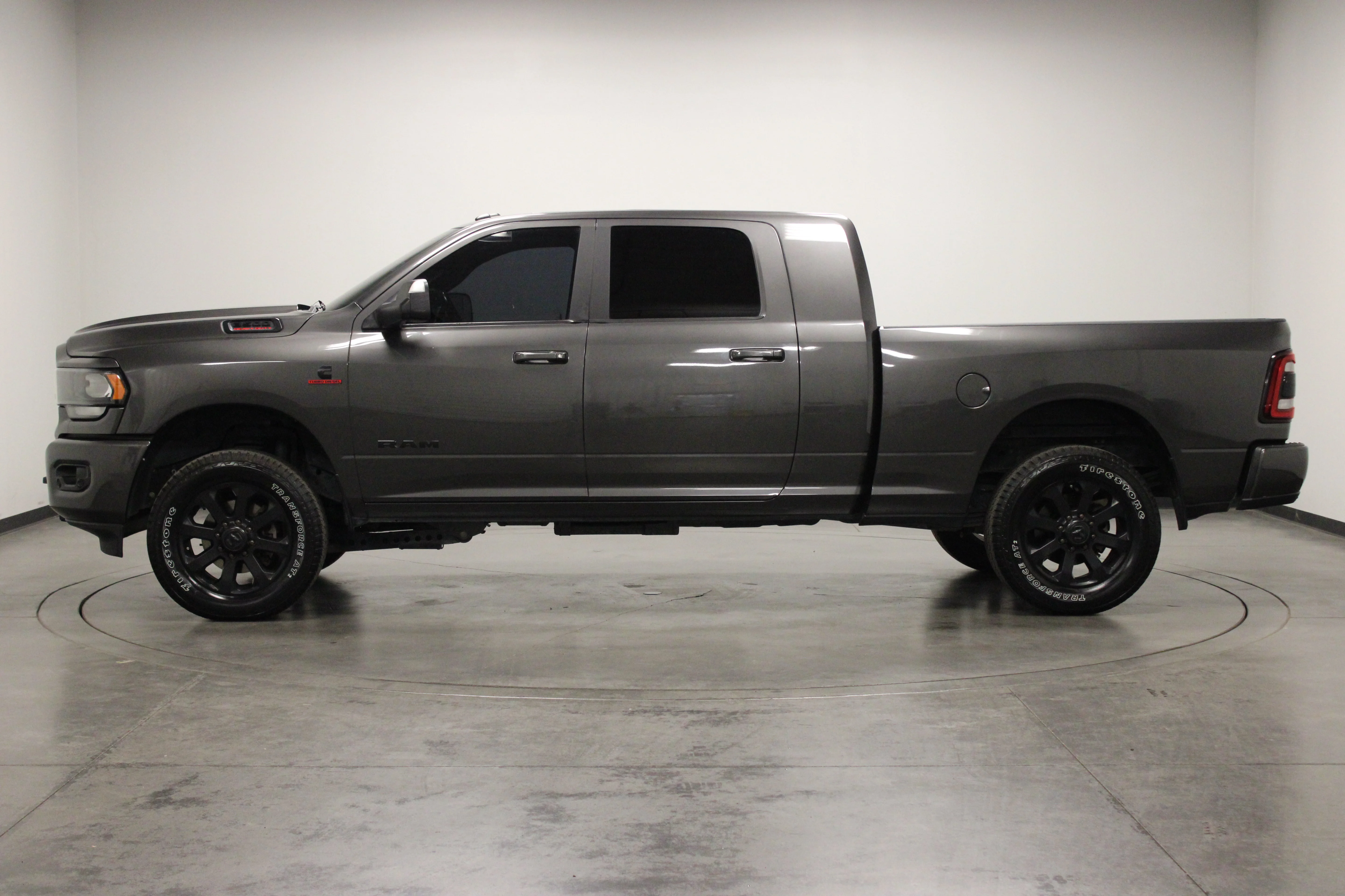 Used 2022 Granite Crystal Metallic Clearcoat Ram Big Horn image 5