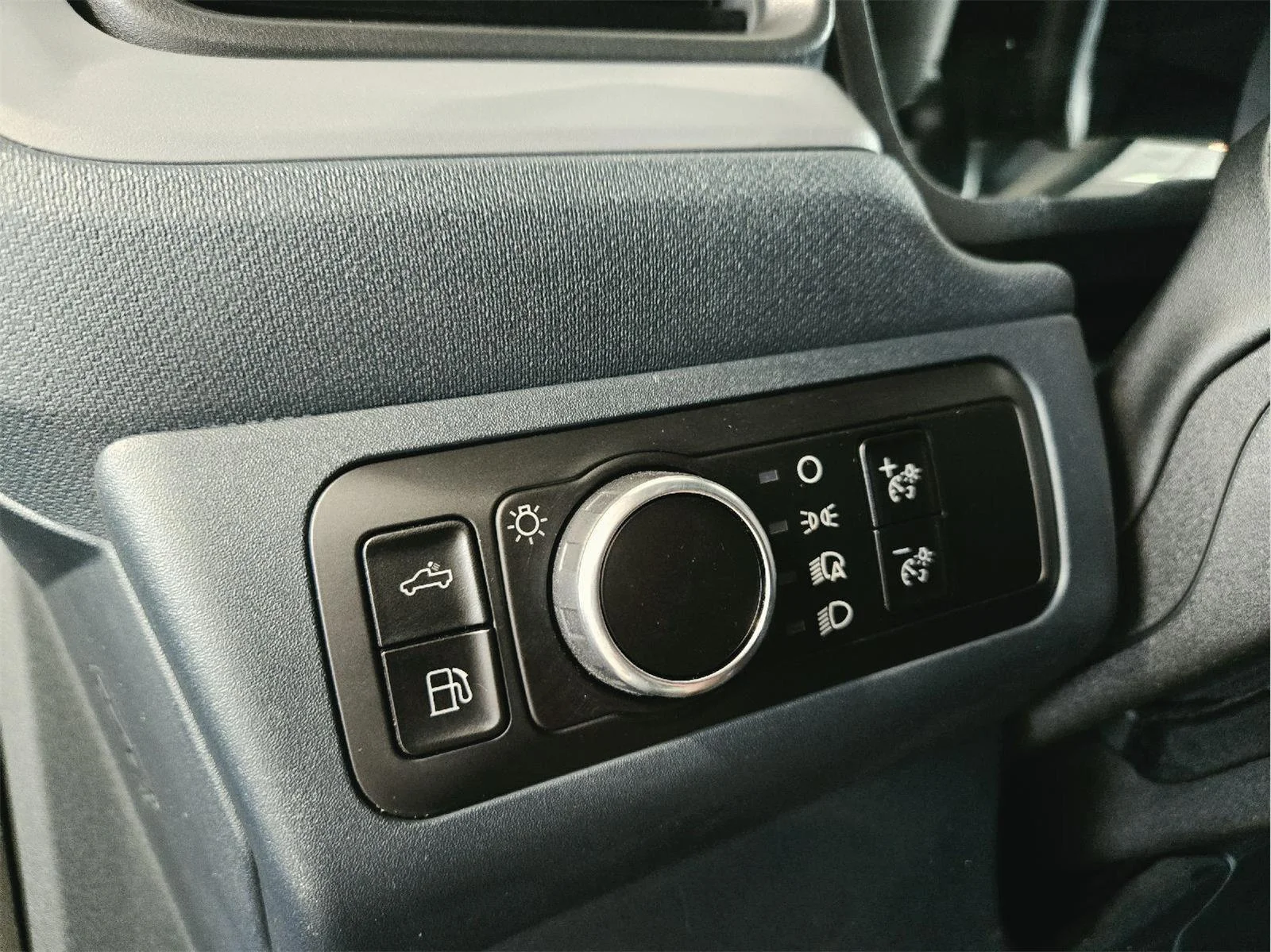 Used 2023 Area 51 Ford XL image 13