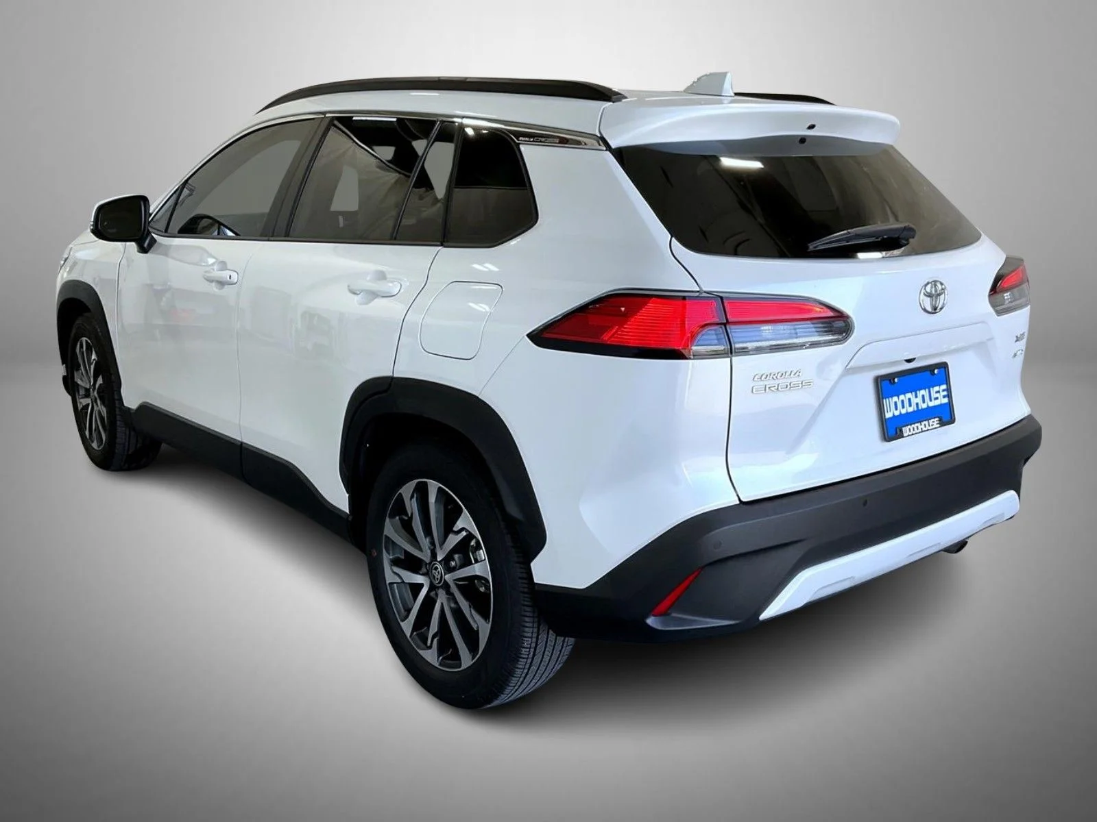 Used 2024 Beige Toyota XLE image 7