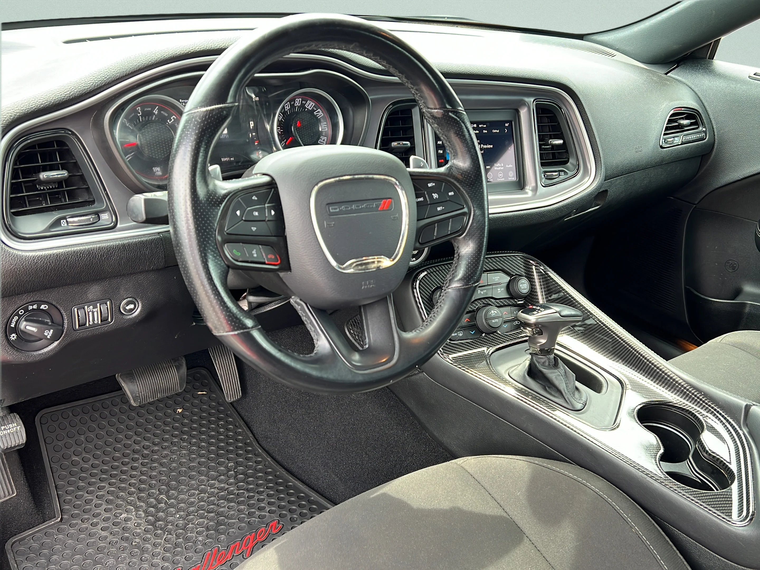 Used 2020 Torred Clearcoat Dodge R/T image 10