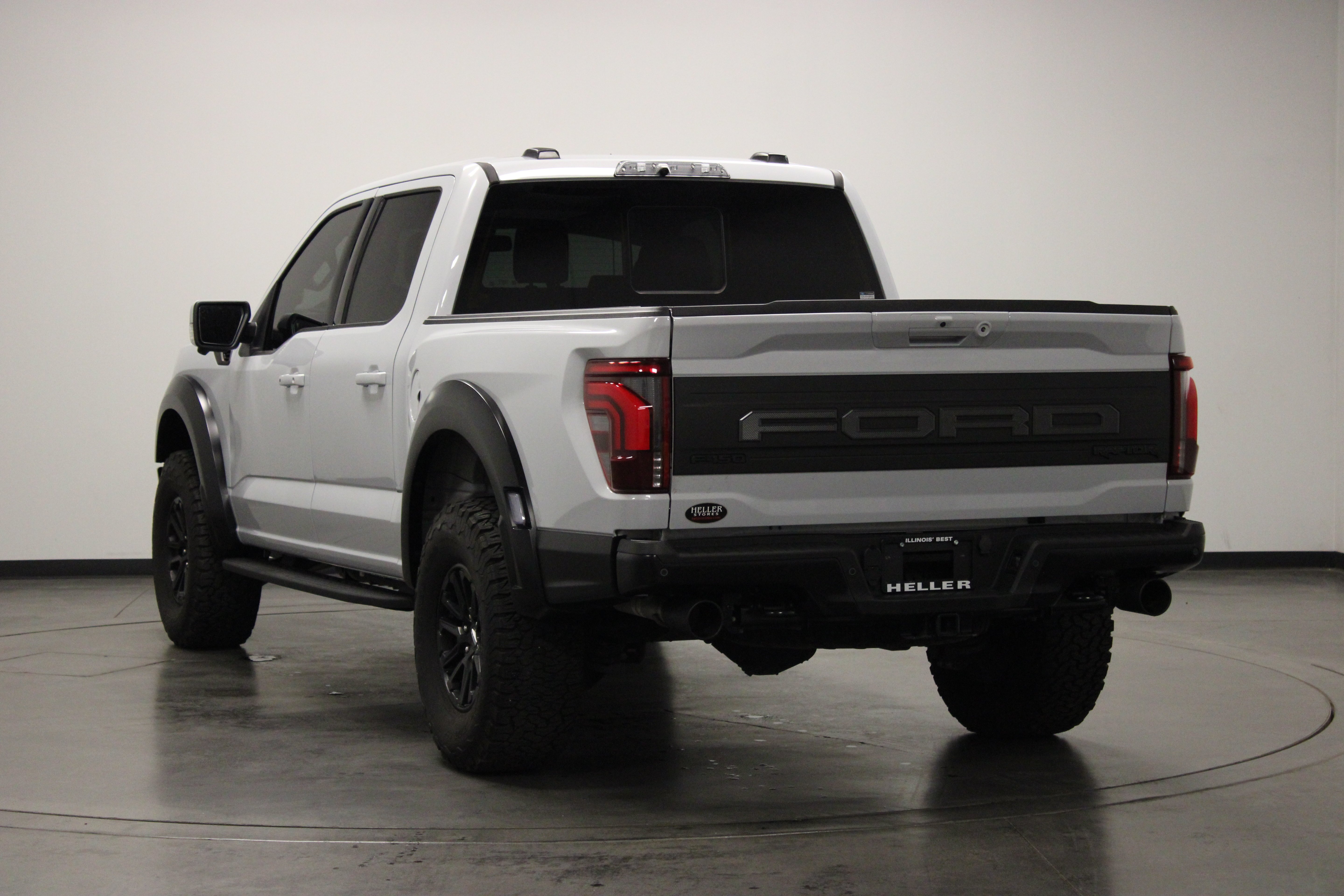 Used 2025 Space White Metallic Ford Raptor image 6