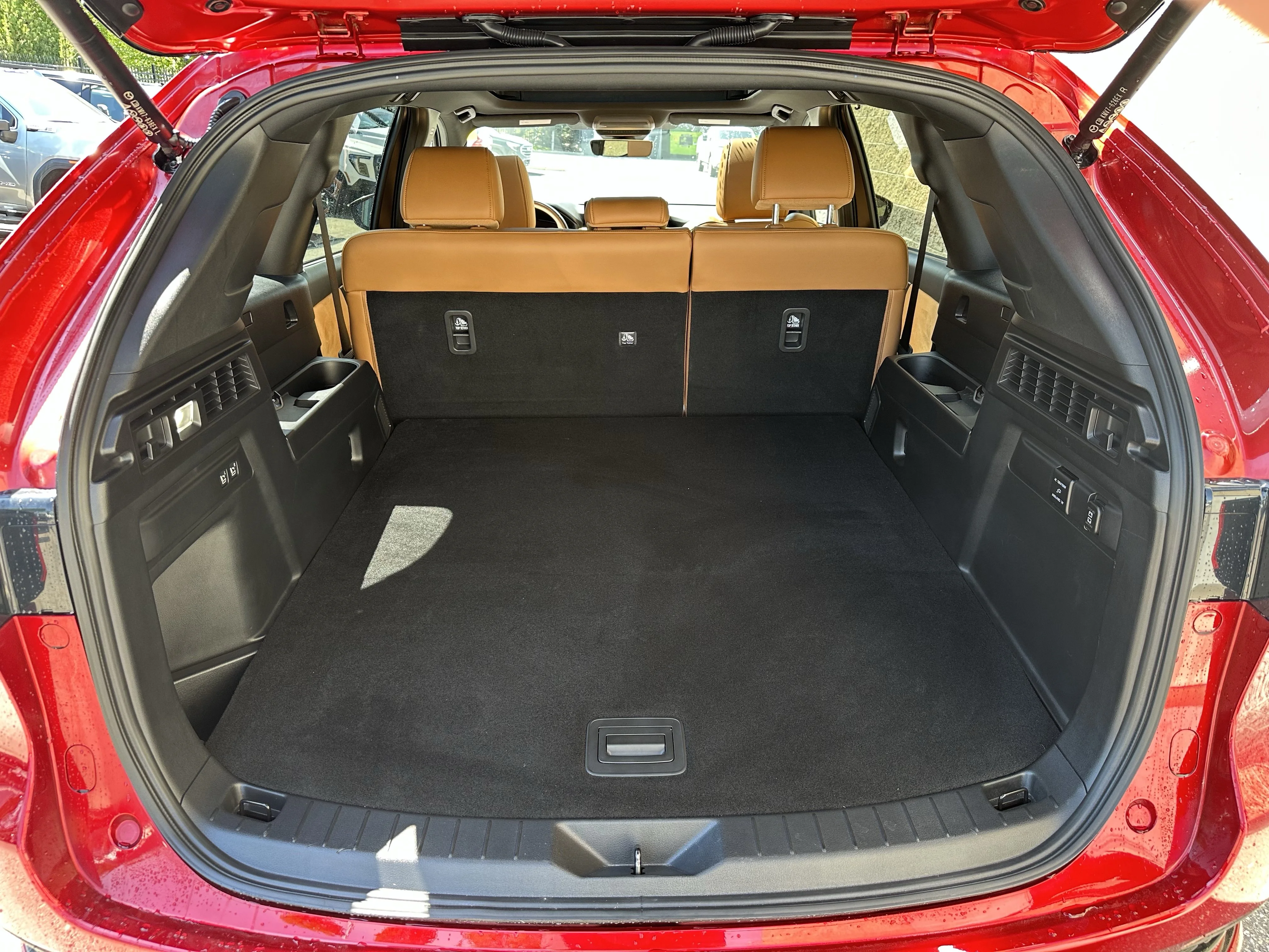 Certified Used 2025 Black Mazda Signature image 8