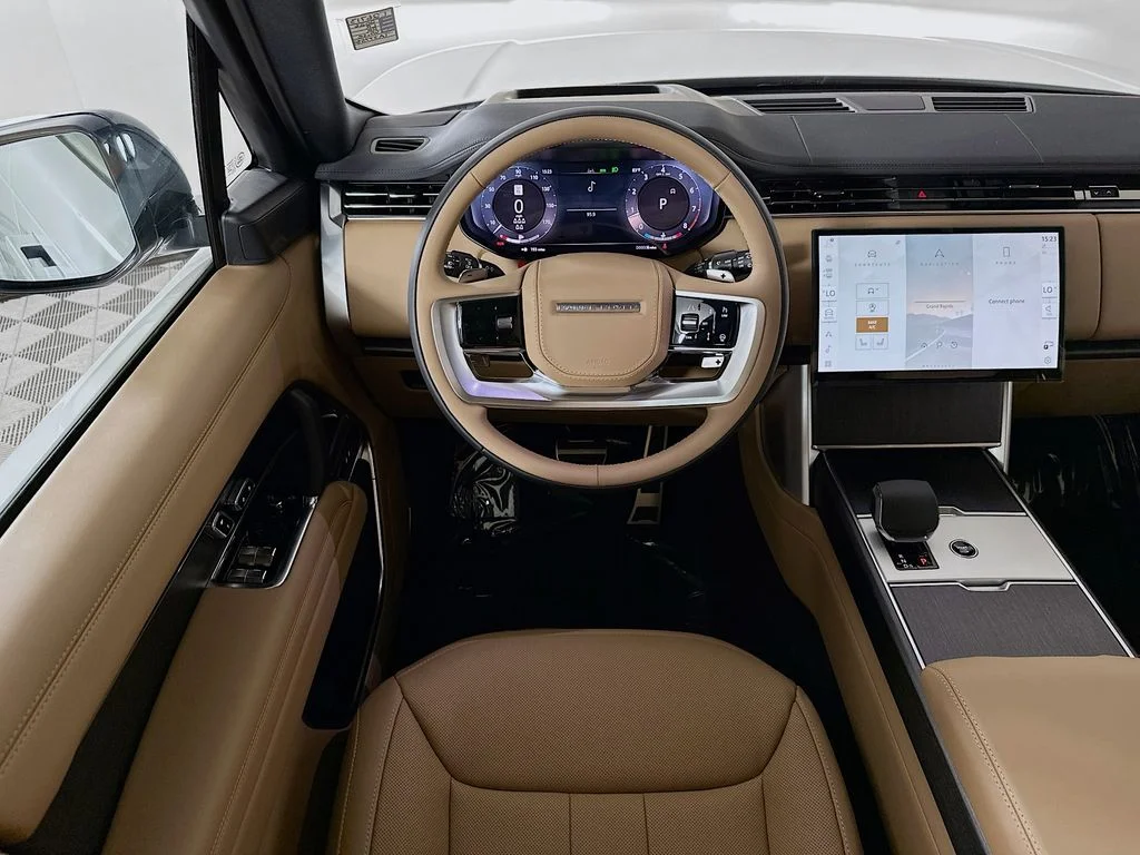 New 2026 Fuji White Land Rover SE image 25