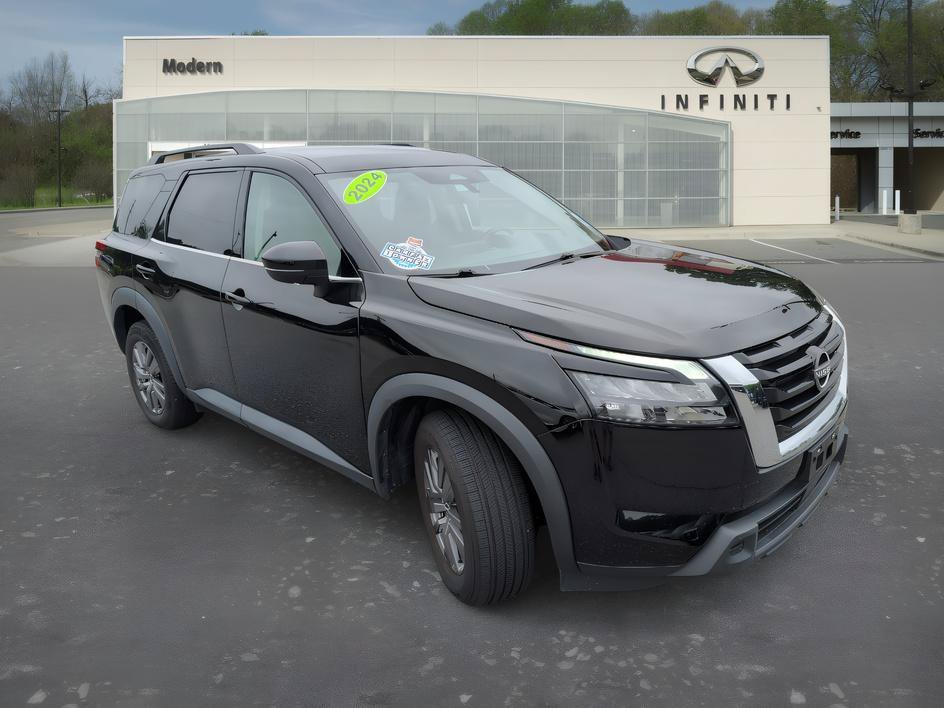 Used 2024 Super Black Nissan SV image 2