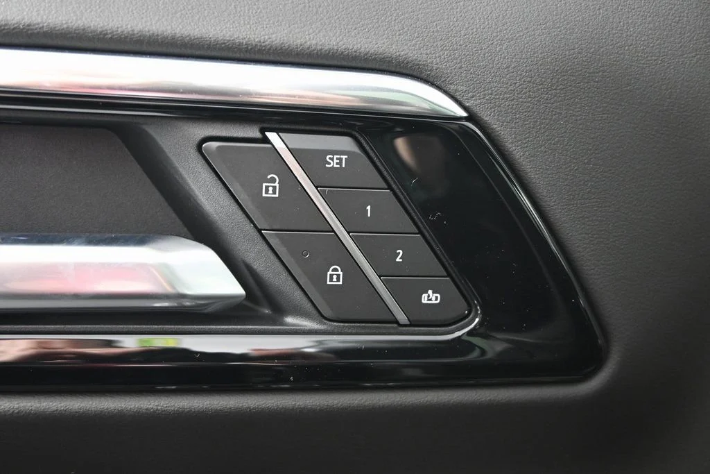 2026 Chevrolet Suburban Premier - Photo 21