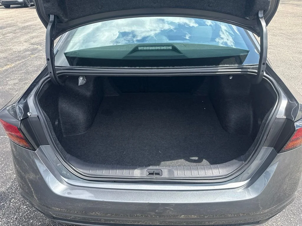 Used 2025 Gray Nissan 2.5 SV image 15