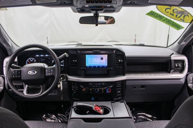 New 2026 Oxford White Ford F-250® XL image 28