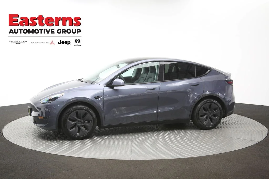 Used 2022 Gray Tesla Long Range image 51