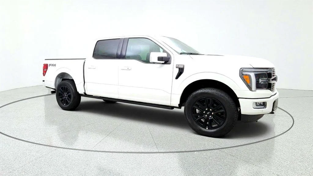Used 2026 Star White Metallic Tri-Coat Ford Platinum 4WD SuperCrew 5.5