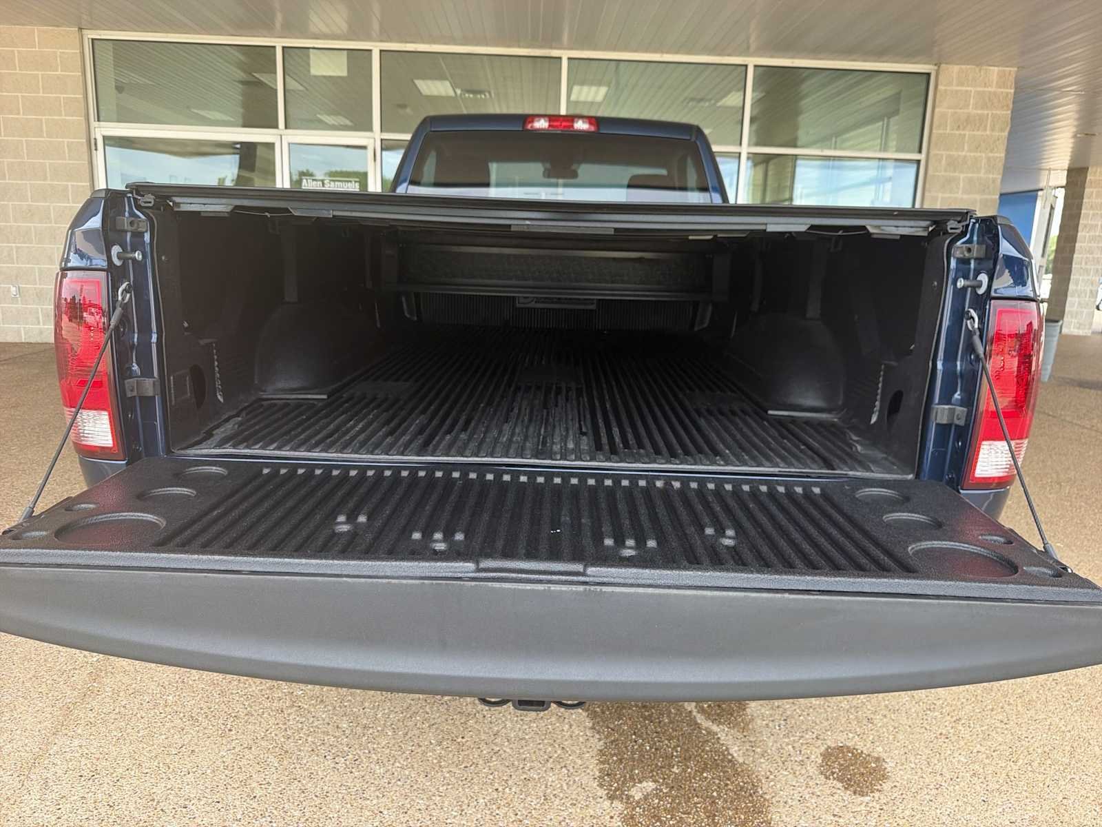 Used 2023 Patriot Blue Pearlcoat Ram Tradesman image 25