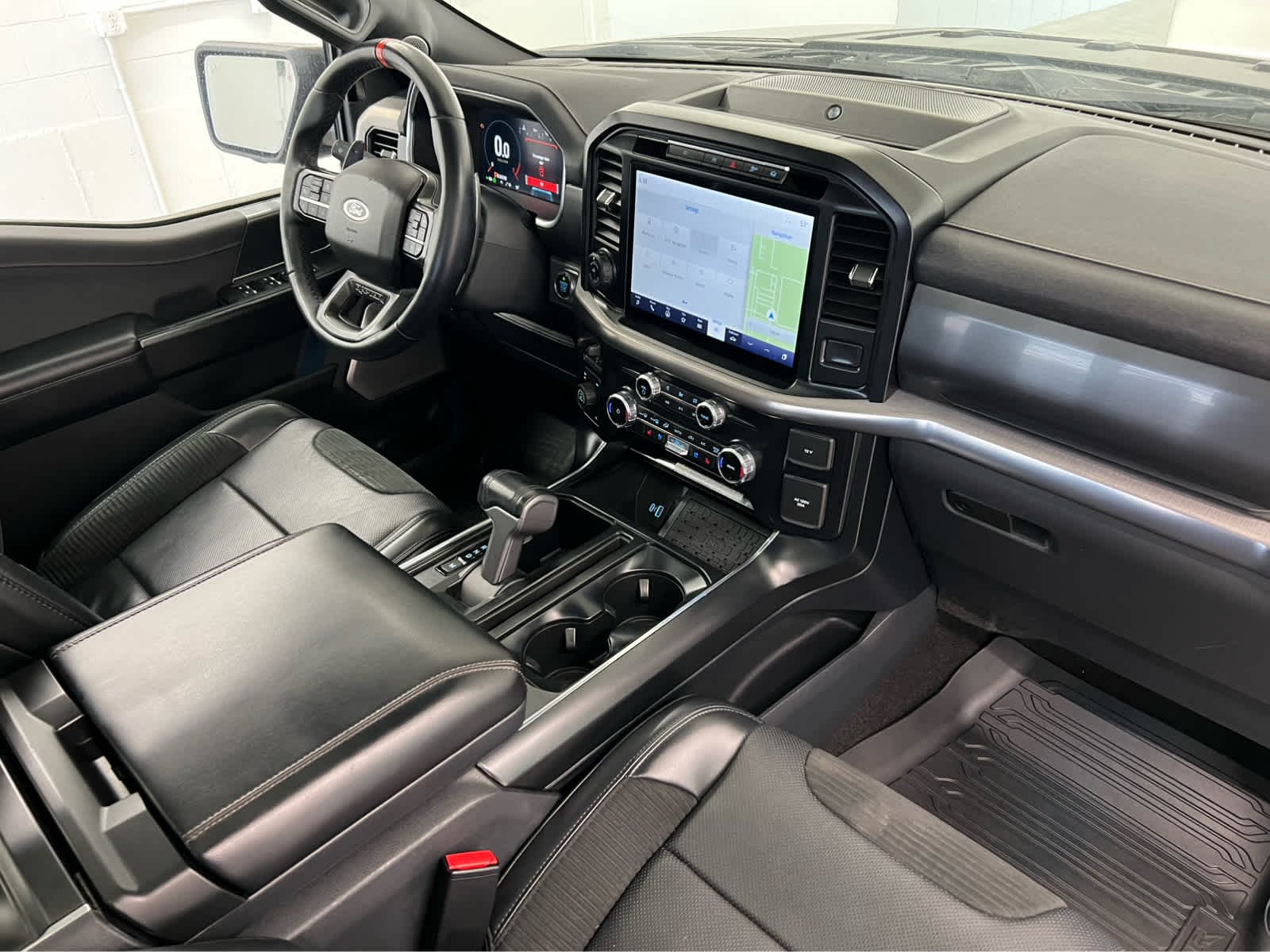 2023 Ford F-150 Raptor - Photo 31