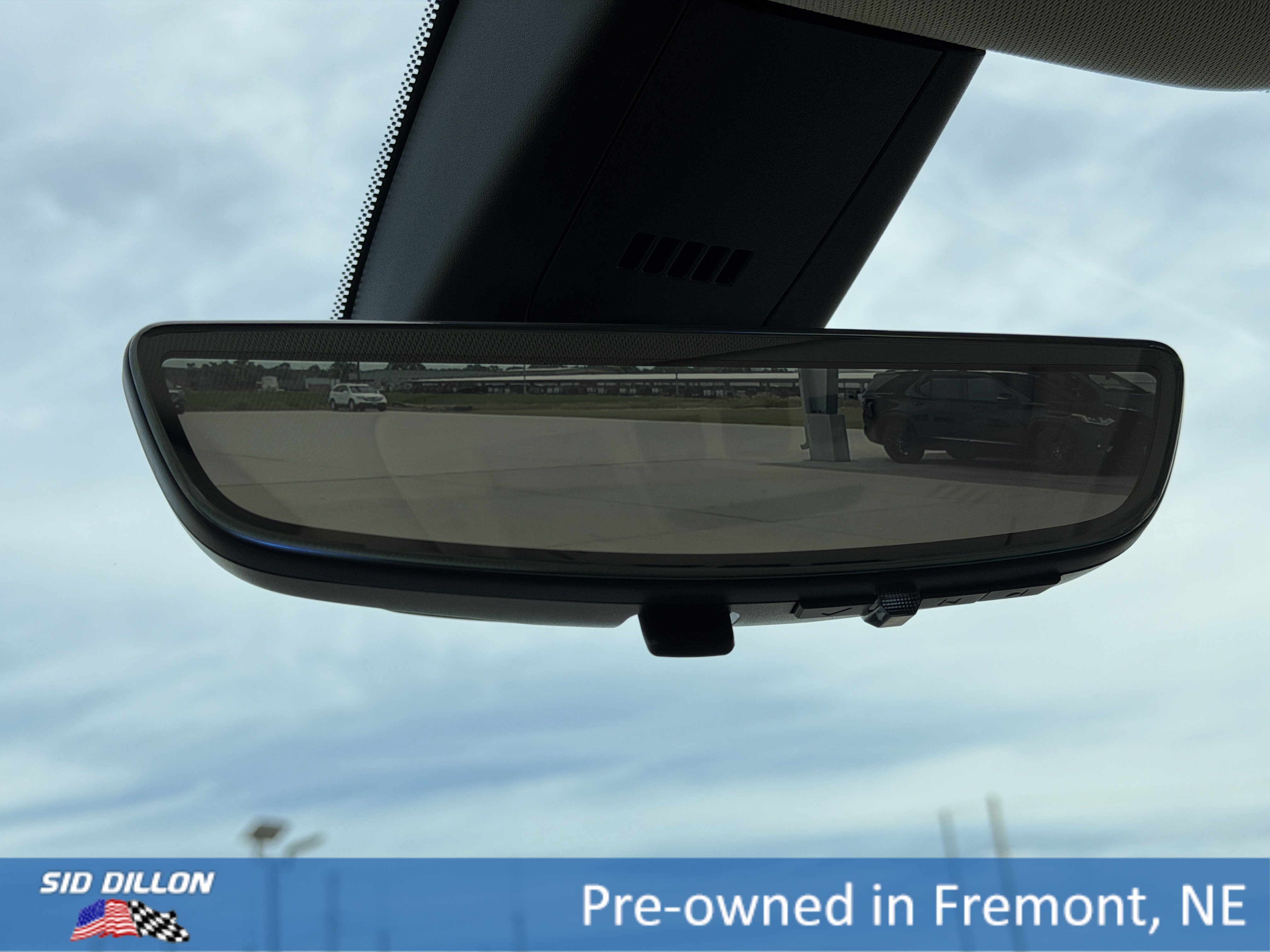 Used 2023 Emperor Blue Metallic Buick Avenir image 14