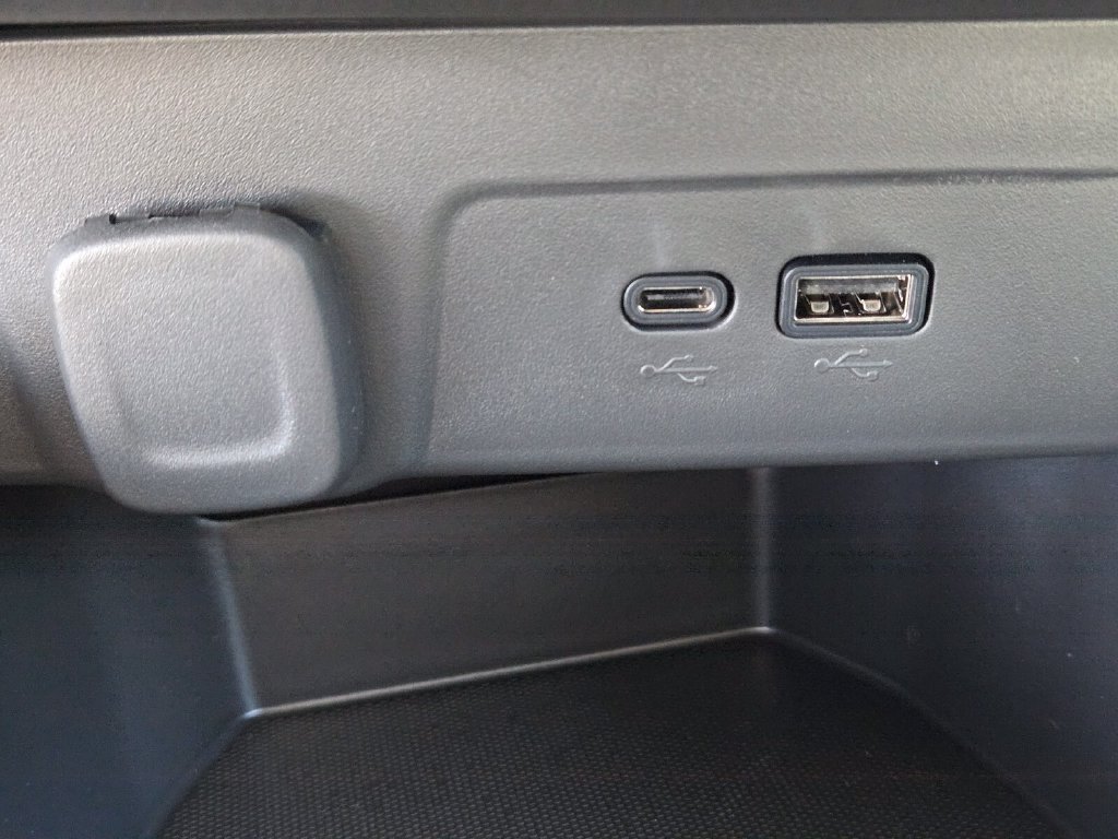 2026 Chevrolet Trax LT - Photo 13