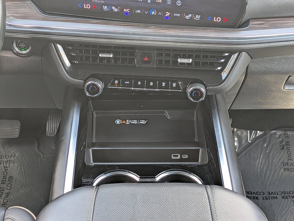 2025 Chevrolet Suburban Premier - Photo 33