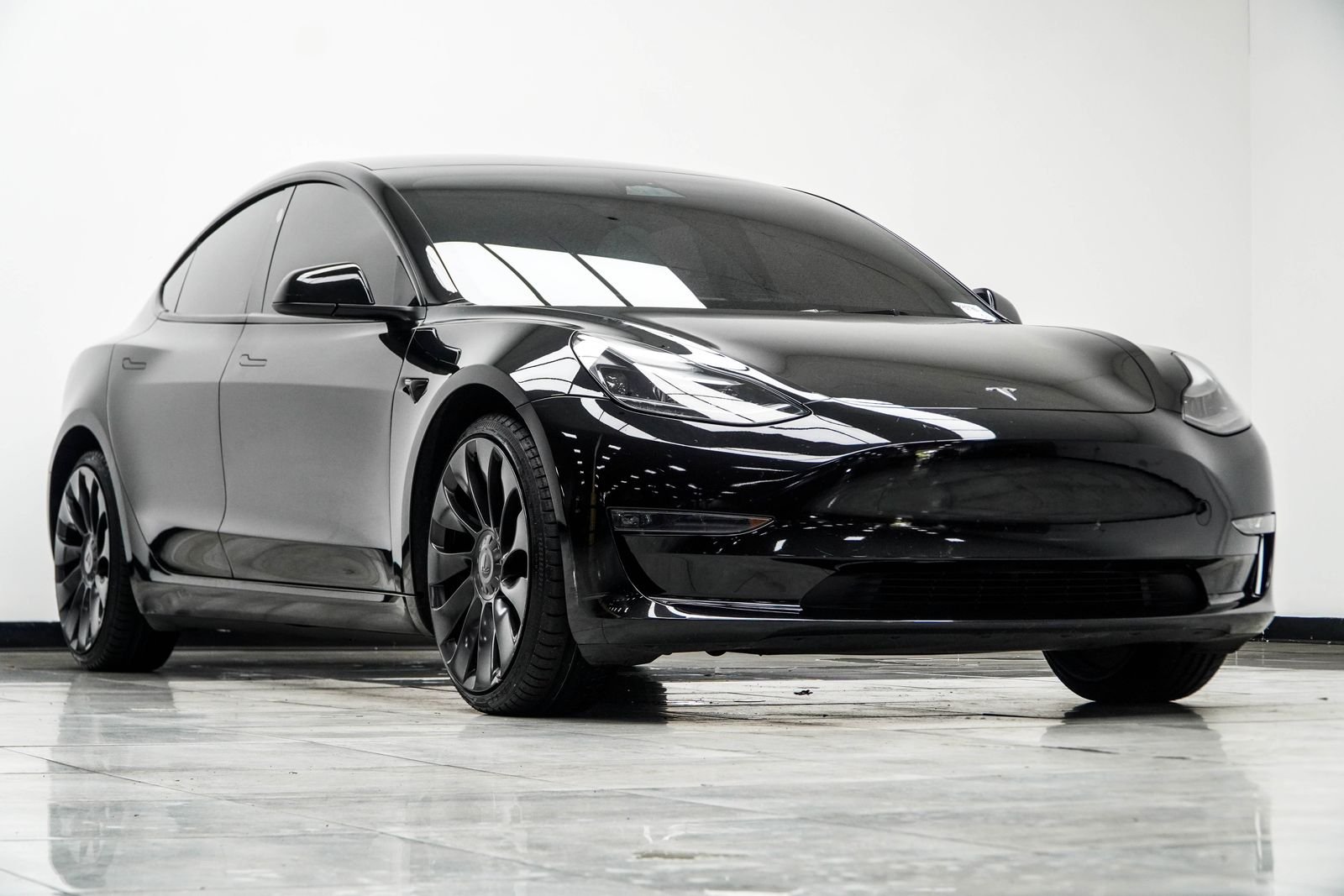Used 2023 Black Tesla Performance image 4
