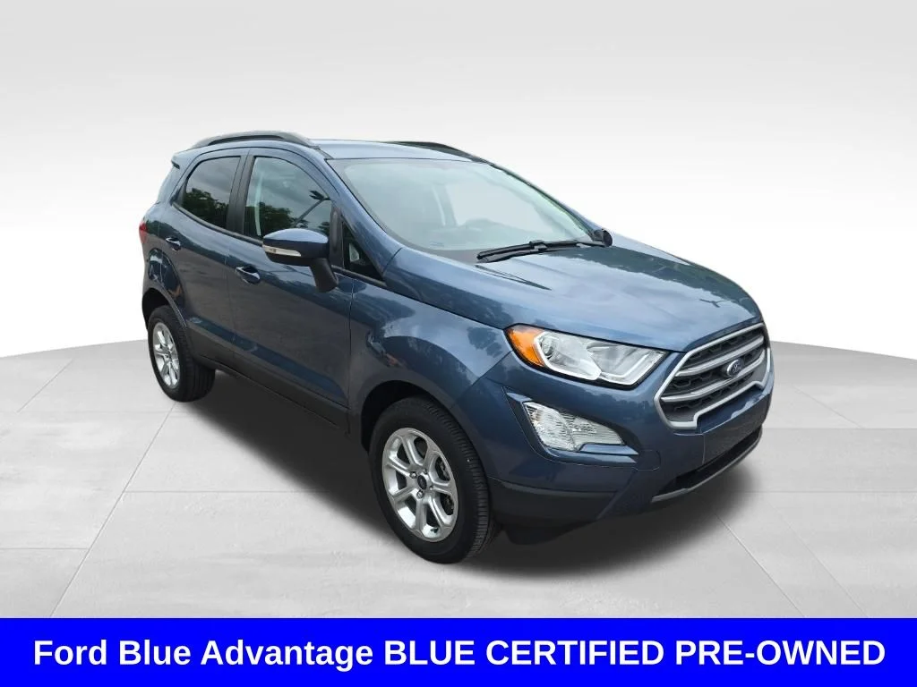 Certified Used 2022 Blue Metallic Ford SE image 3