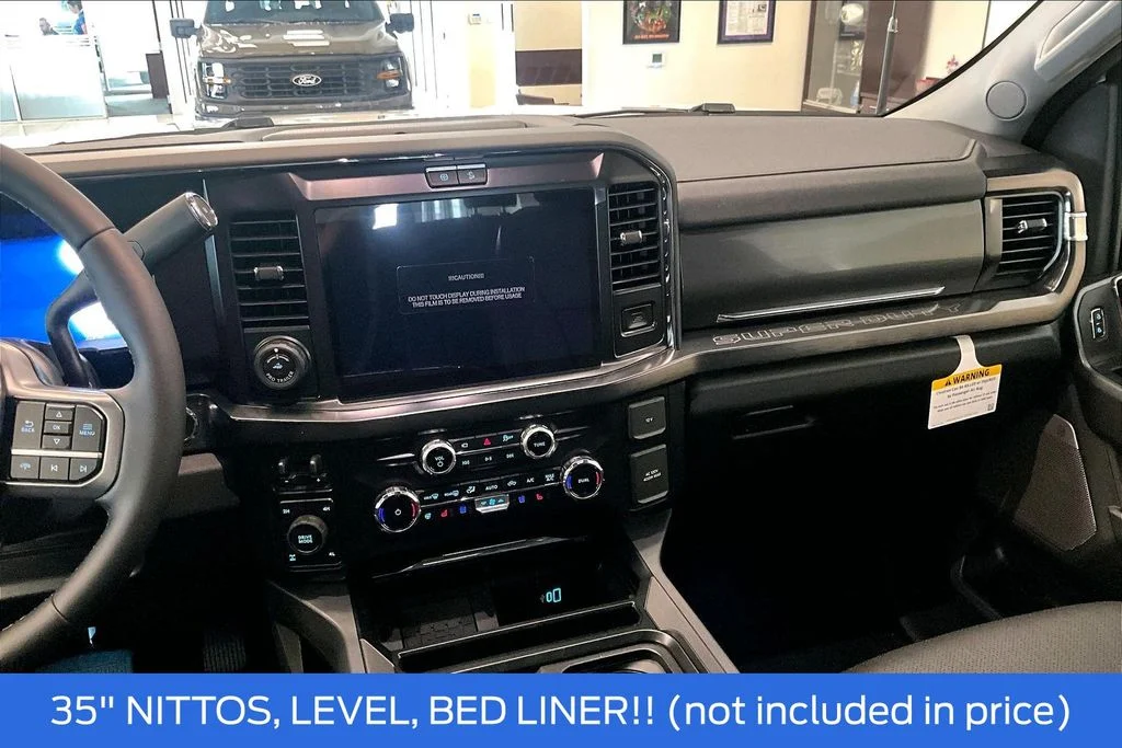 New 2026 Star White Metallic Tri-Coat Ford F-250® Lariat® image 7