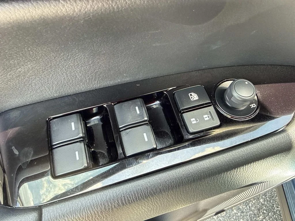 Certified Used 2024 Blue Mazda 2.5 S Select Package image 26