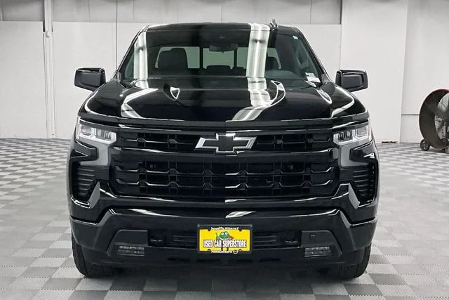 Used 2025 Black Chevrolet RST image 4