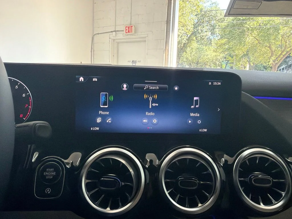 New 2026 White Mercedes-Benz GLA 250 image 33