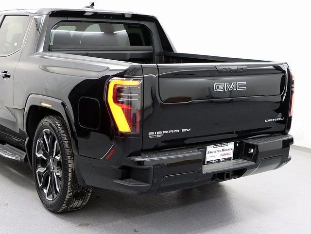 2025 GMC Sierra EV Denali - Photo 9