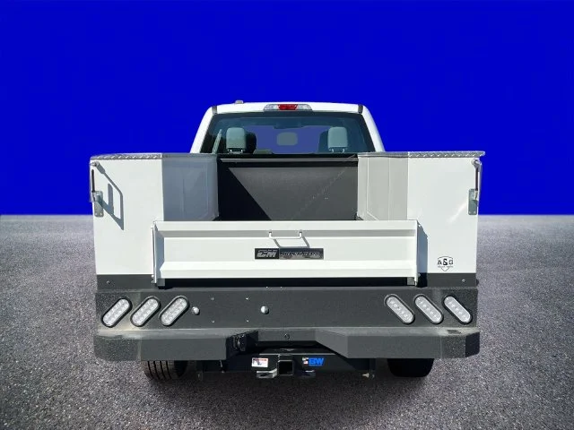 New 2027 Oxford White Ford F-350® XL image 4