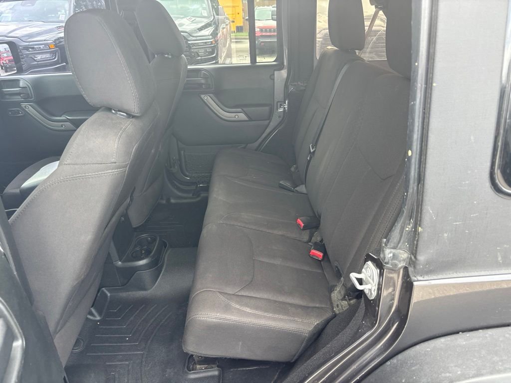 Used 2017 Gray Jeep Unlimited Sport image 10