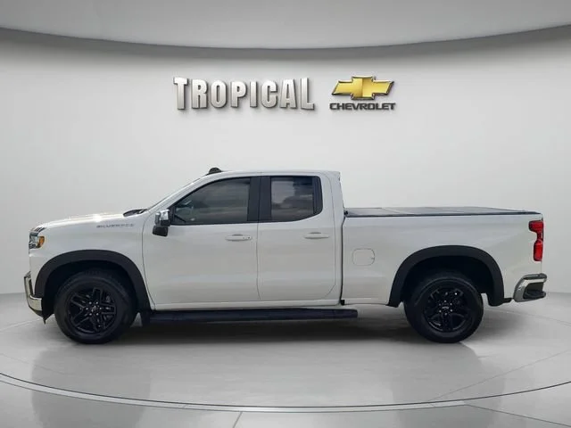 Used 2020 SUMMIT WHITE Chevrolet LT image 2