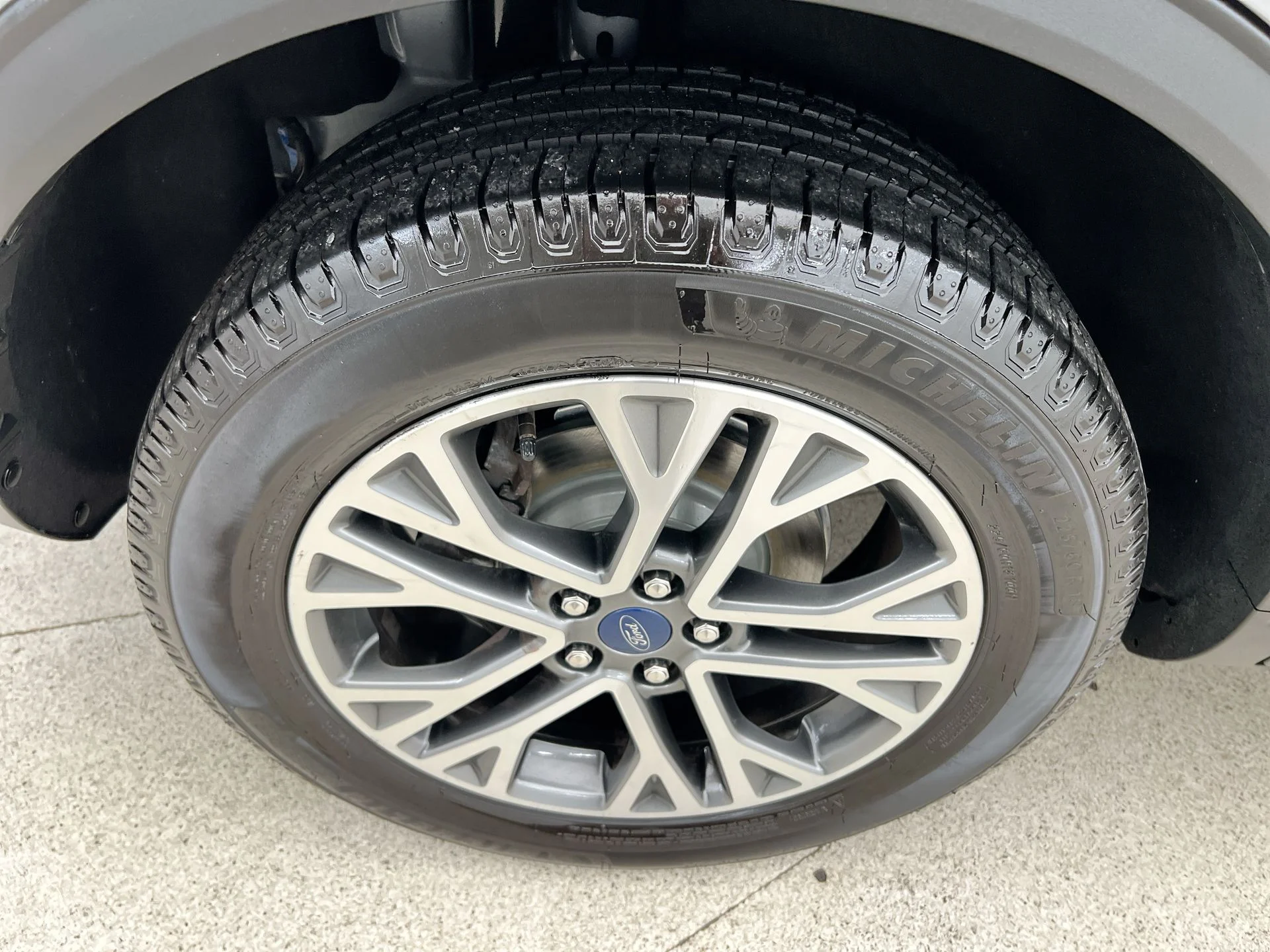 Used 2022 Silver Ford SEL image 40