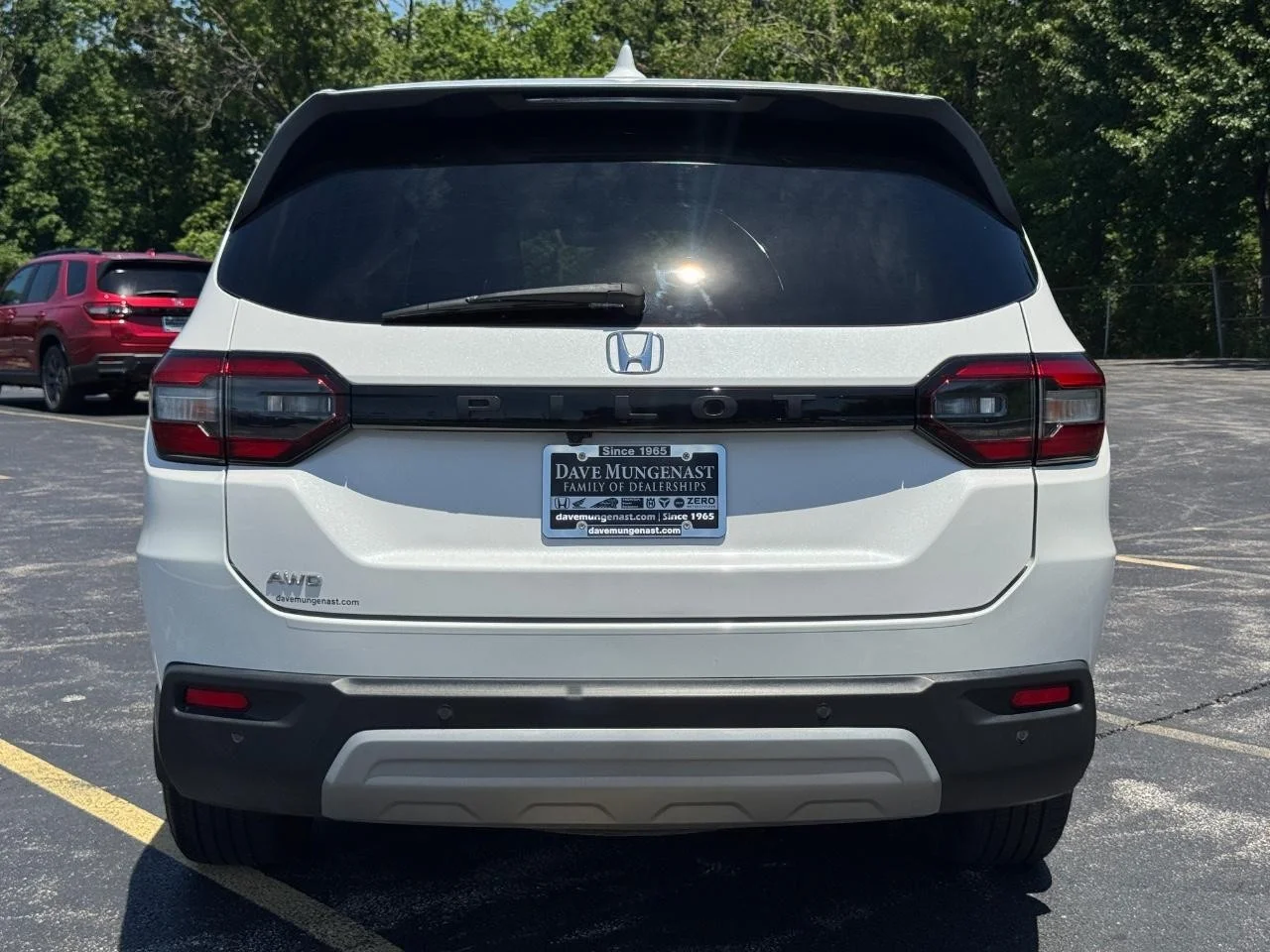 Certified Used 2025 Platinum White Pearl Honda AWD EX-L image 6