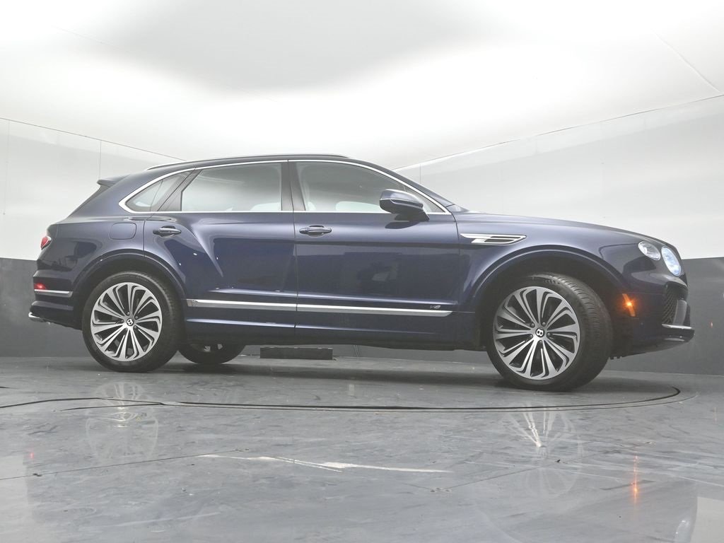 2021 BENTLEY BENTAYGA - Image 35