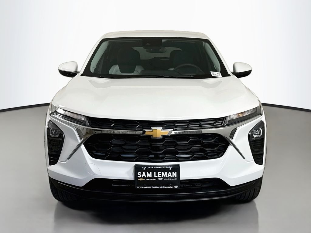 2026 Chevrolet Trax LS - Photo 2