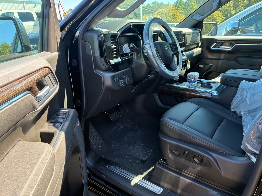 2026 Chevrolet Silverado 1500 RST - Photo 6