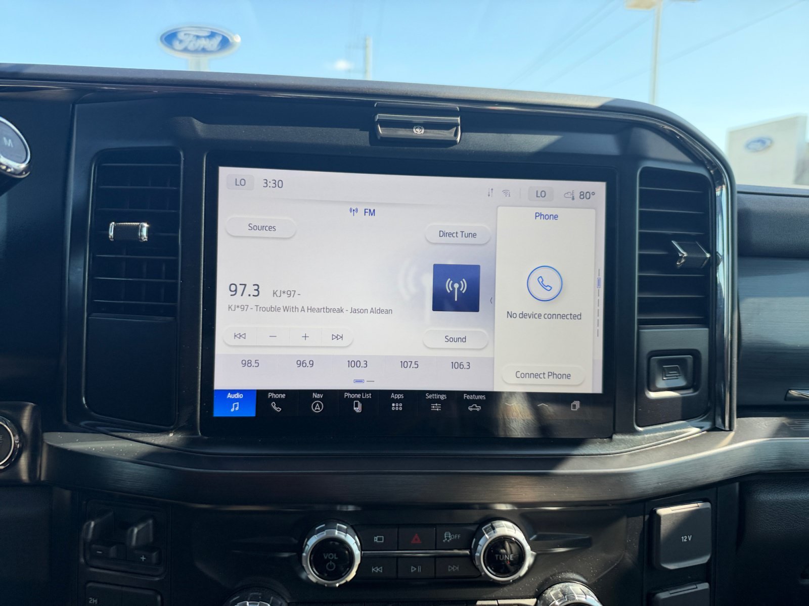Used 2026 Oxford White Ford LARIAT image 12