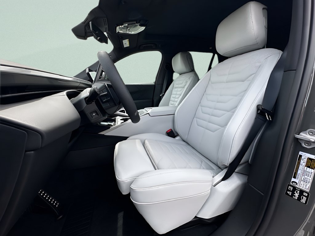New 2027 Grey Pine Metallic BMW  image 10