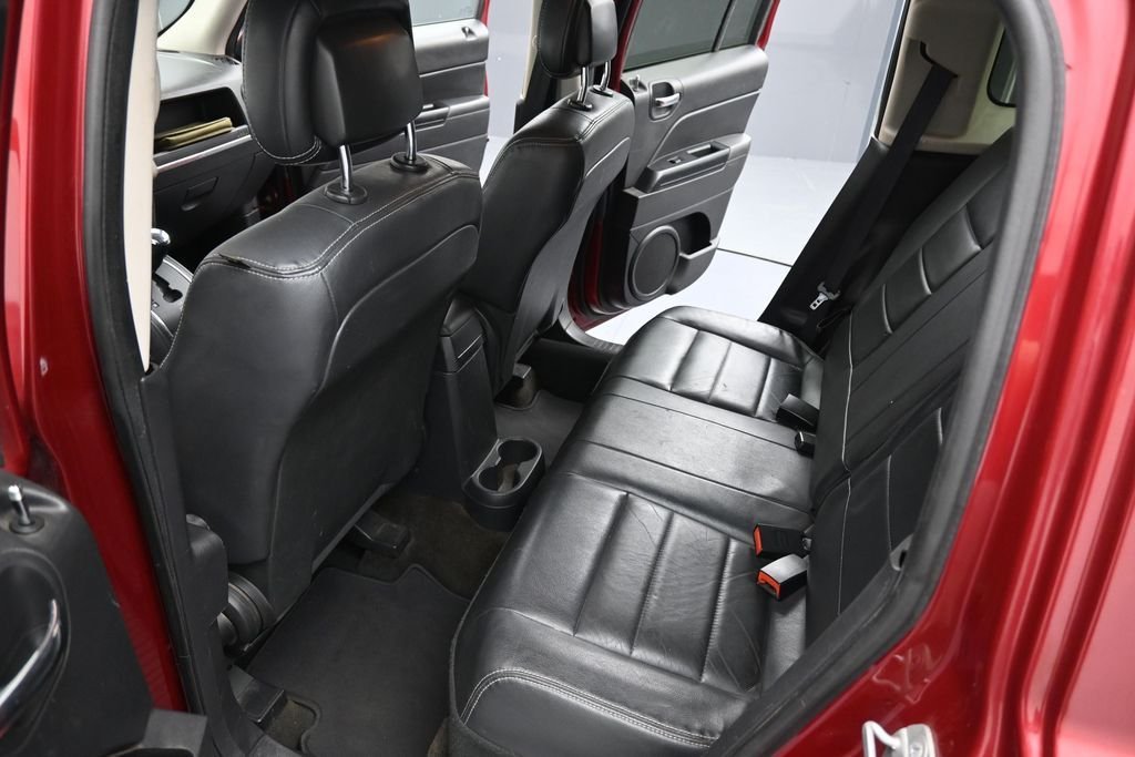 Used 2014 Deep Cherry Red Crystal Pearlcoat Jeep Latitude image 24