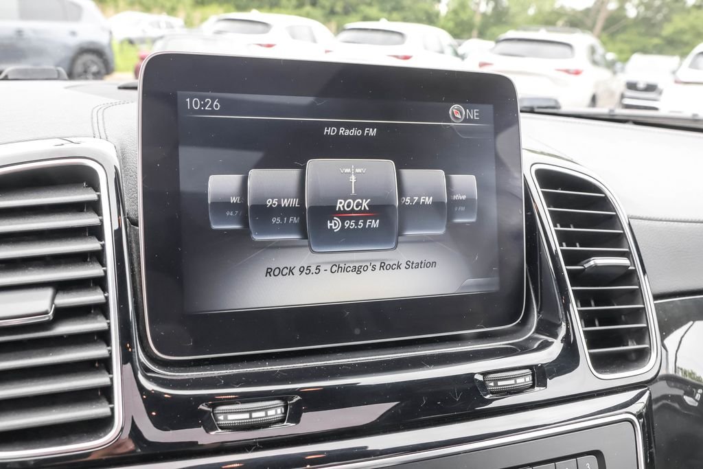 Used 2017  Mercedes-Benz GLS 450 image 23