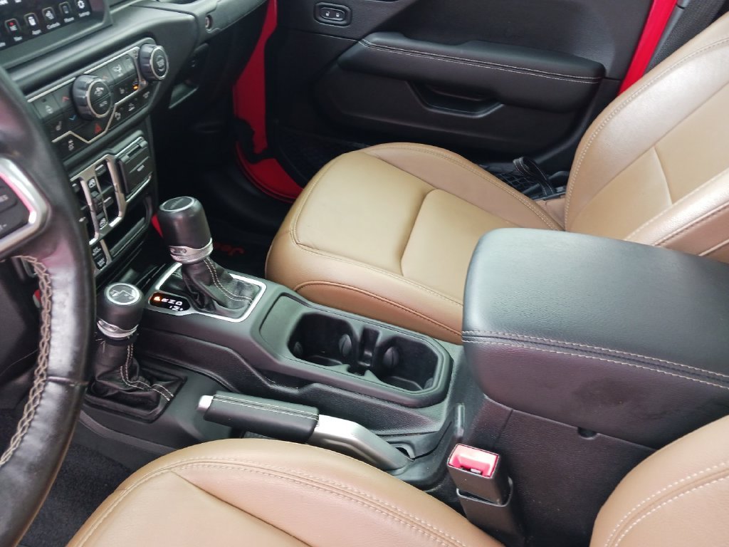 Used 2020 Red Jeep Rubicon image 11