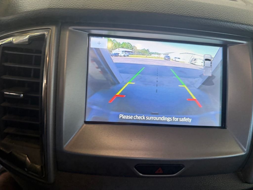 Used 2020 Silver Ford XLT image 16