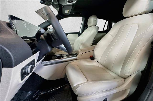 New 2026 Polar White Mercedes-Benz GLA 250 image 48